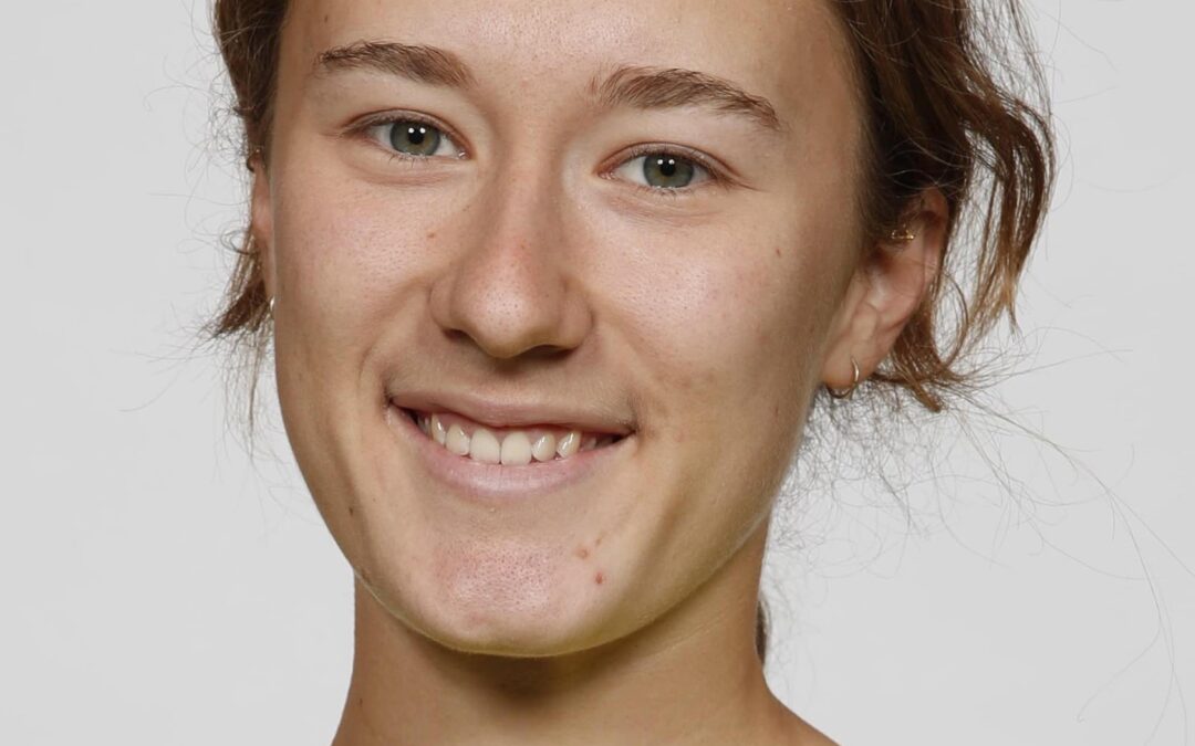 Courtney Gibson – Rookie