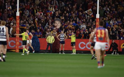 “Threw ump under the bus” – Leigh Matthews’ take on that Friday night free kick